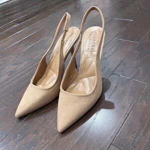 DSW Women’s Size 6.5M Journee Collection-Elenney Pump, Tan, Brand New